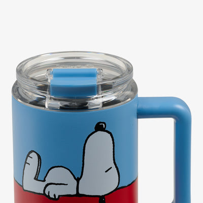 Closed Lid View | Snoopy’s Doghouse 32 Oz Travel Mug::::Leakproof lid & leak-resistant straw