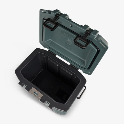 Details View | Trailmate 25 Qt Cooler::Spruce::Lockable lid