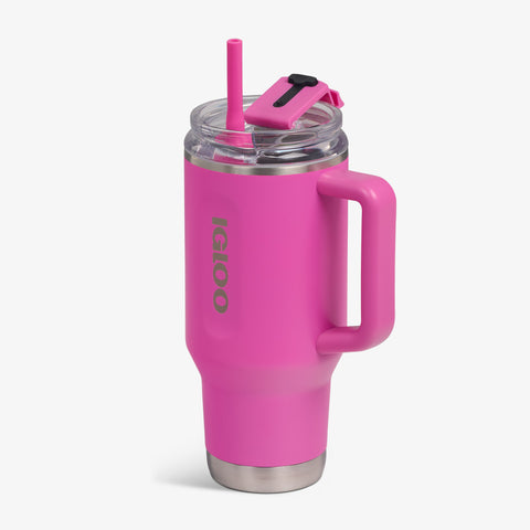 Angle View | 32 Oz Flip ‘n’ Sip Travel Mug::Pink Fizz::Fits in standard cup holders