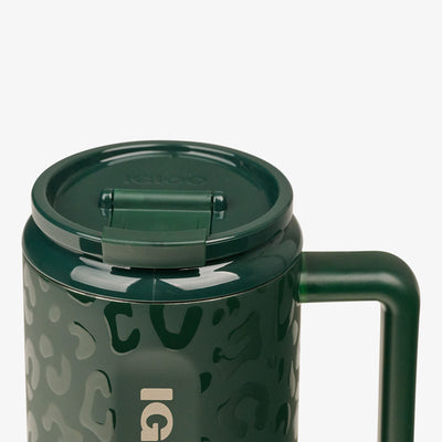 Lid Closed View | NFL 32 Oz Leopard Flip ‘n’ Sip Travel Mug::Packers::Leakproof lid & leak-resistant straw