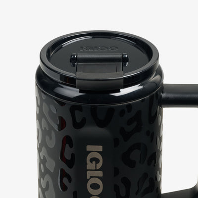Lid Closed View | NFL 32 Oz Leopard Flip ‘n’ Sip Travel Mug::Steelers::Leakproof lid & leak-resistant straw