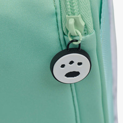 Zipper View | Pochacco™ Slim Lunch Cooler Bag::::Paw-print zipper pulls 