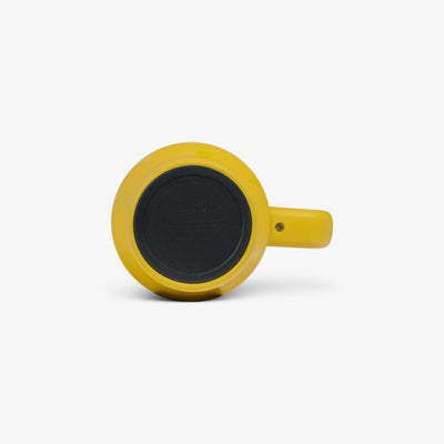 Bottom View | Pokémon 32 Oz Travel Mug::Pikachu::Built-in coaster