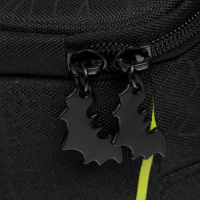 Zipper View | Snoopy Mummy Square Lunch Cooler Bag::::Bat zipper pulls
