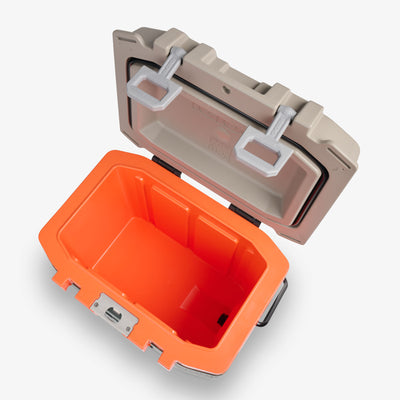 Top View | Trailmate 25 Qt Cooler::Sportsman::Lockable lid