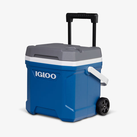 Angle View | Latitude 16 Qt Roller Cooler::Blue::Cup holders 