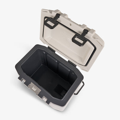 Top View | Trailmate 25 Qt Cooler::Bone::Lockable lid