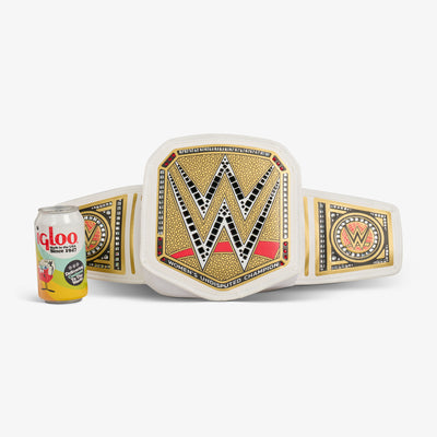 Size View | WWE Women’s Championship Fanny Pack::::Holds up to 4 cans 