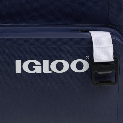 Bottle Opener View | Trailmate® 18-Can Cooler Bag::Americana::Built-in bottle opener