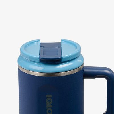 Lid Closed View | Kids Lunch 18 Oz Travel Mug::Classic Navy::Leakproof lid