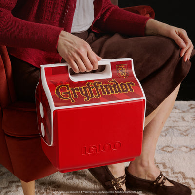 Lifestyle View | HARRY POTTER HOGWARTS™ House Little Playmate 9 Qt Cooler::Gryffindor::
