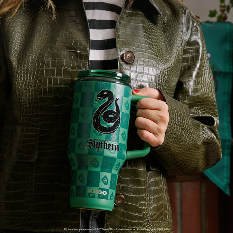 Lifestyle View | HARRY POTTER HOGWARTS™ House 32 Oz Travel Mug::Slytherin::
