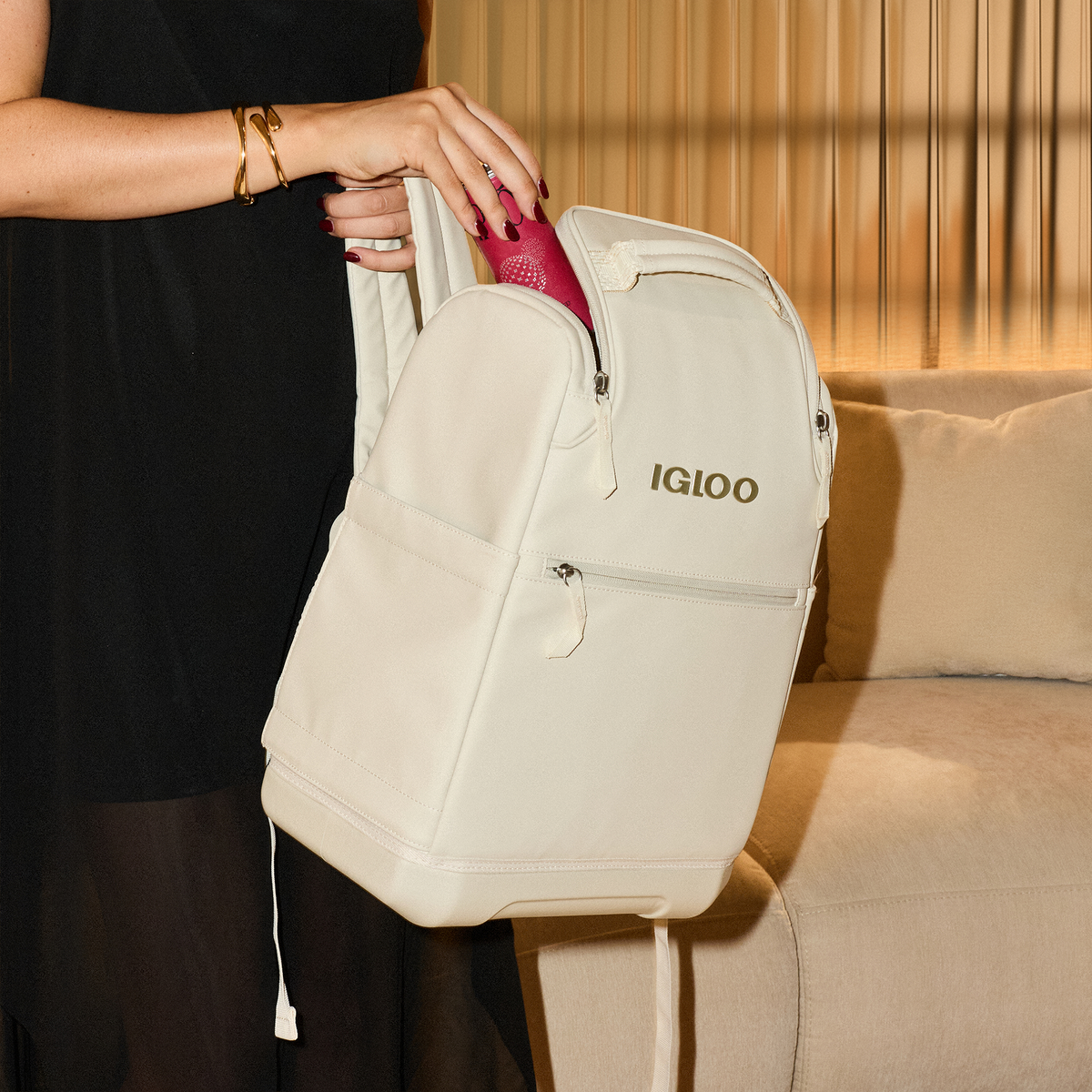 Tag Along Too 30-Can Backpack  - Luxe Linen