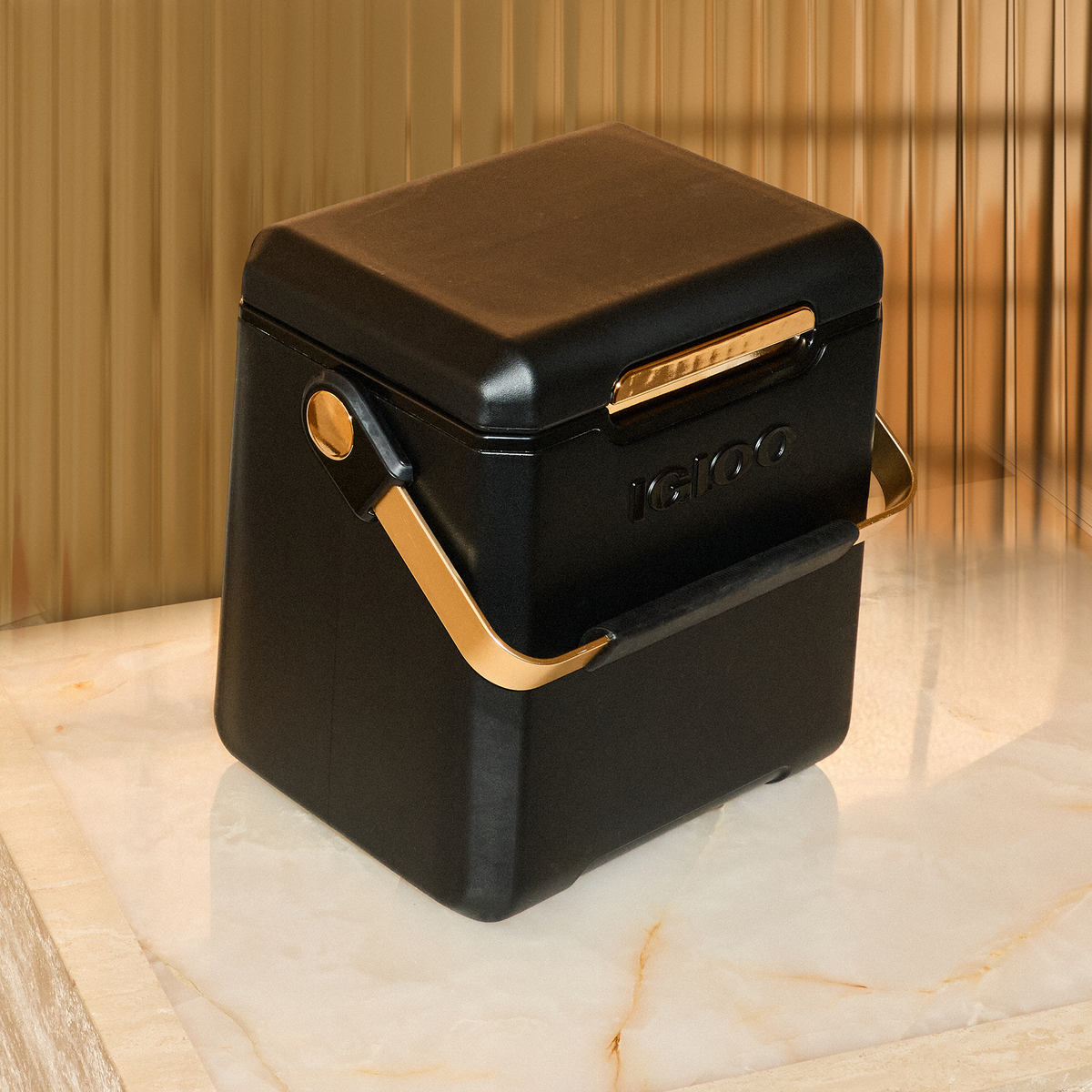 Tag Along Too Highrise Cooler- Luxe Black