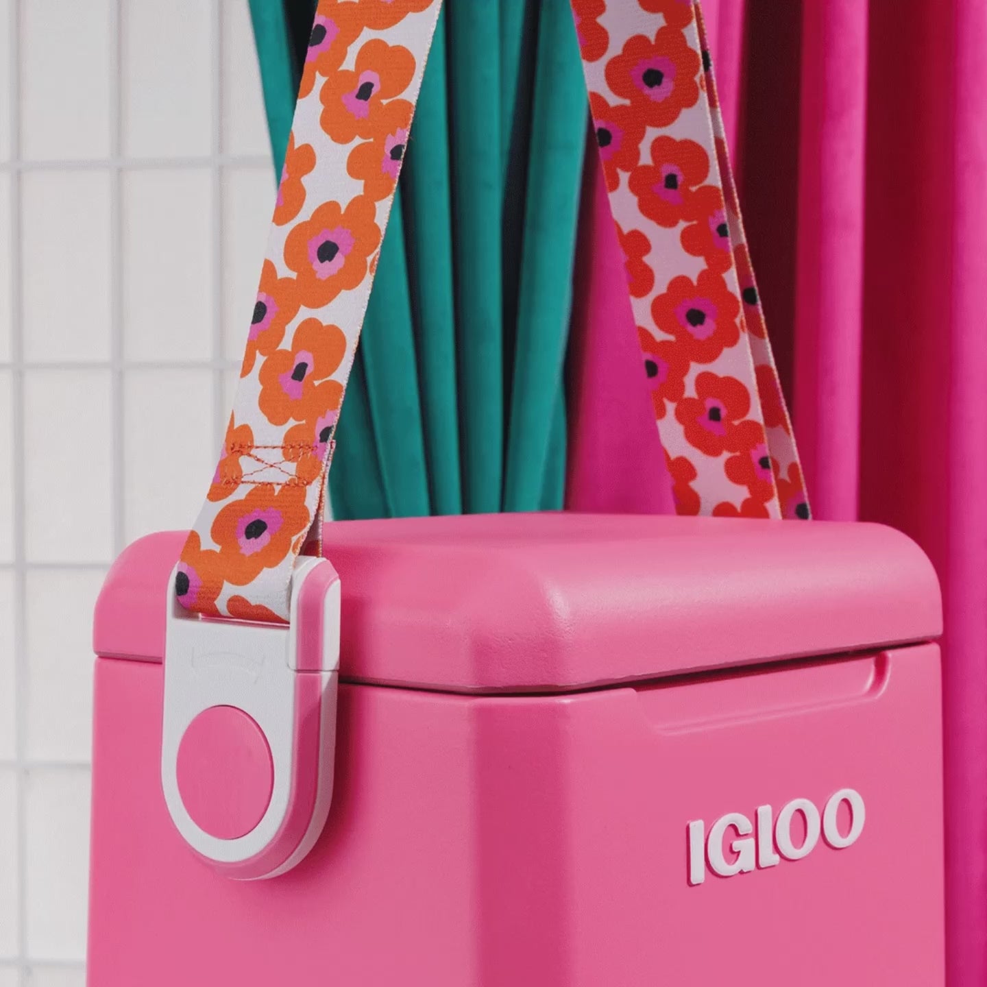 Tag Along Too Remix Cooler | Igloo